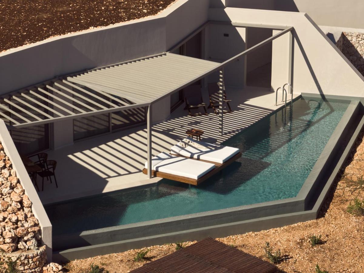 Yoma Cove Suites Volímai Exterior photo