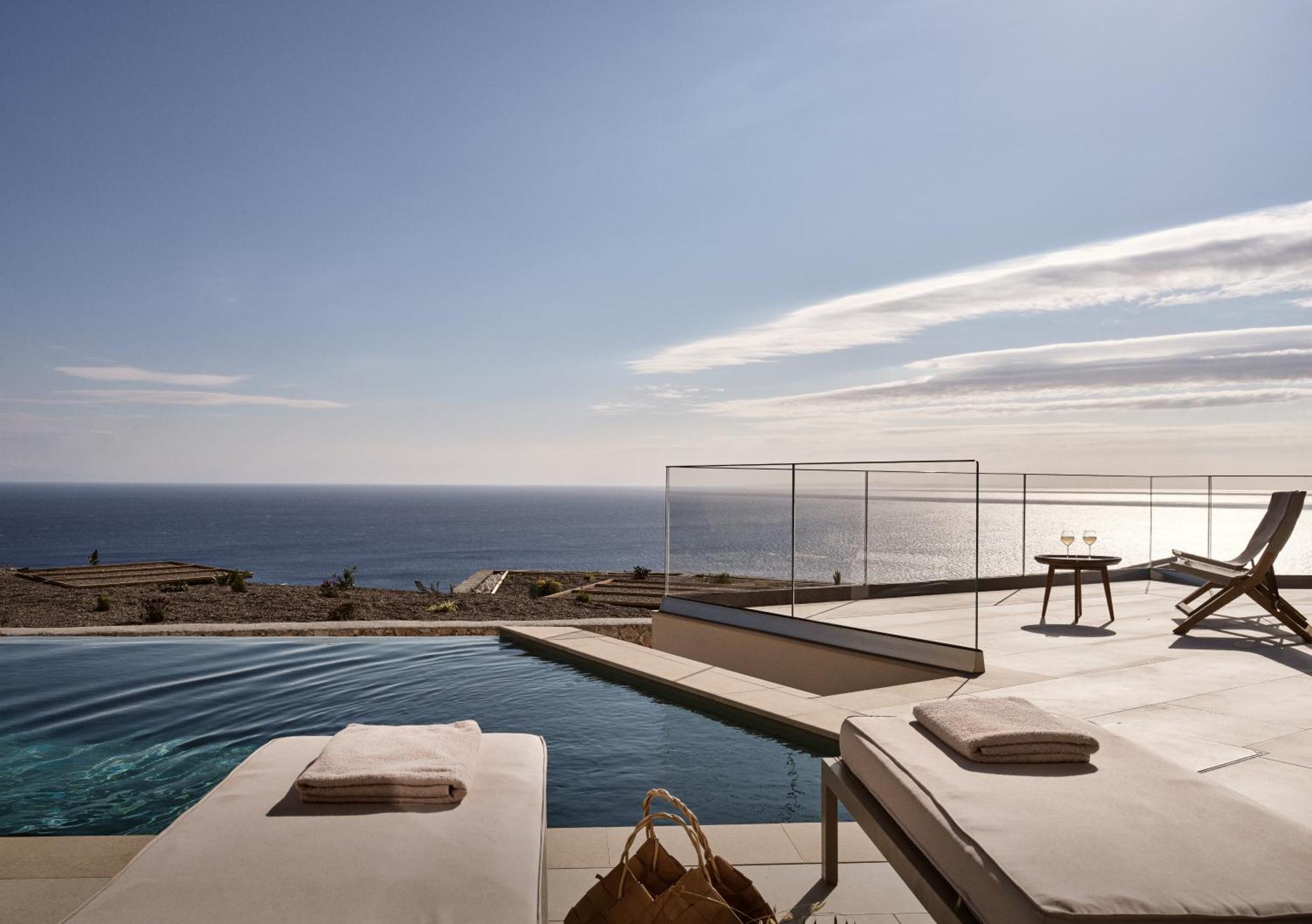 Yoma Cove Suites Volímai Exterior photo