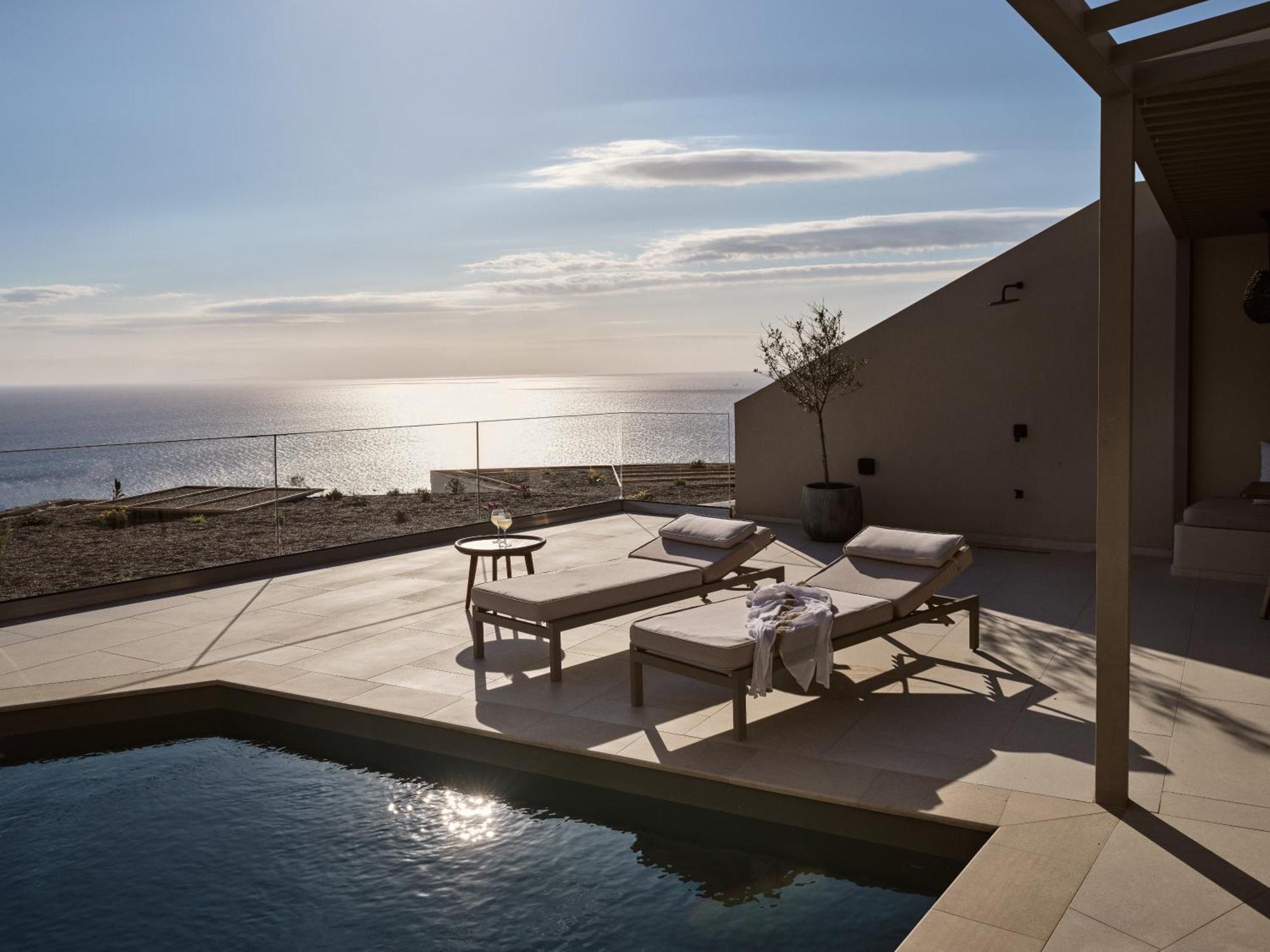 Yoma Cove Suites Volímai Exterior photo